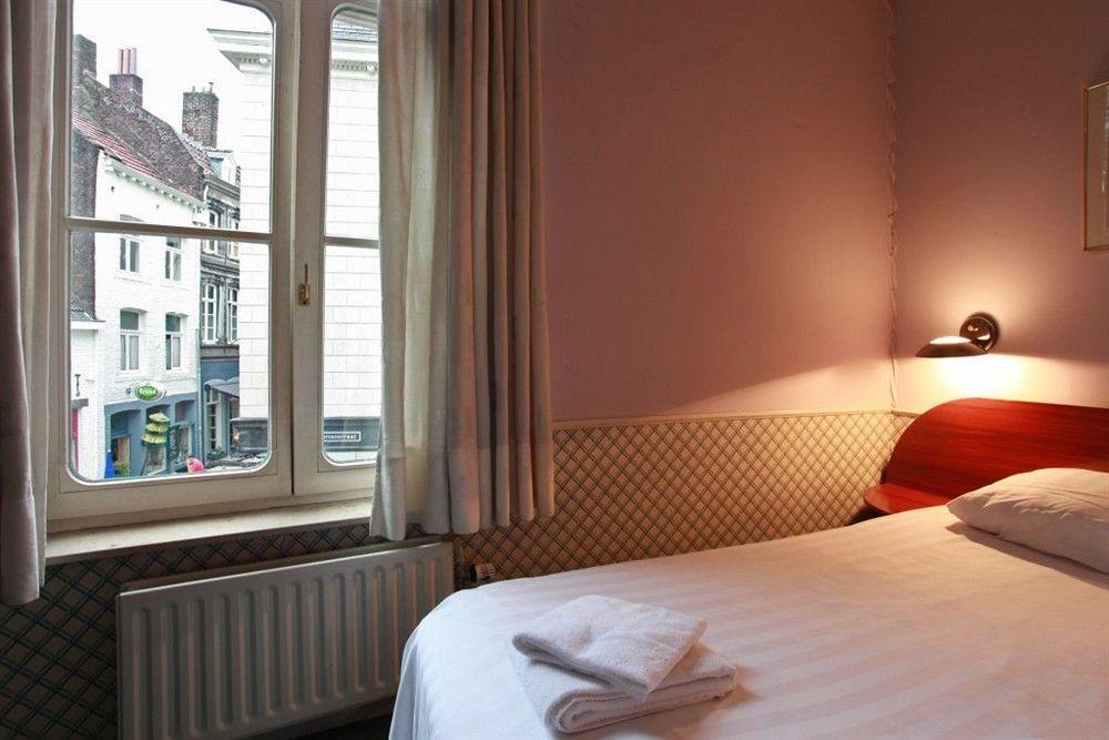 Le Virage Bistro En Hotel Maastricht Exterior photo